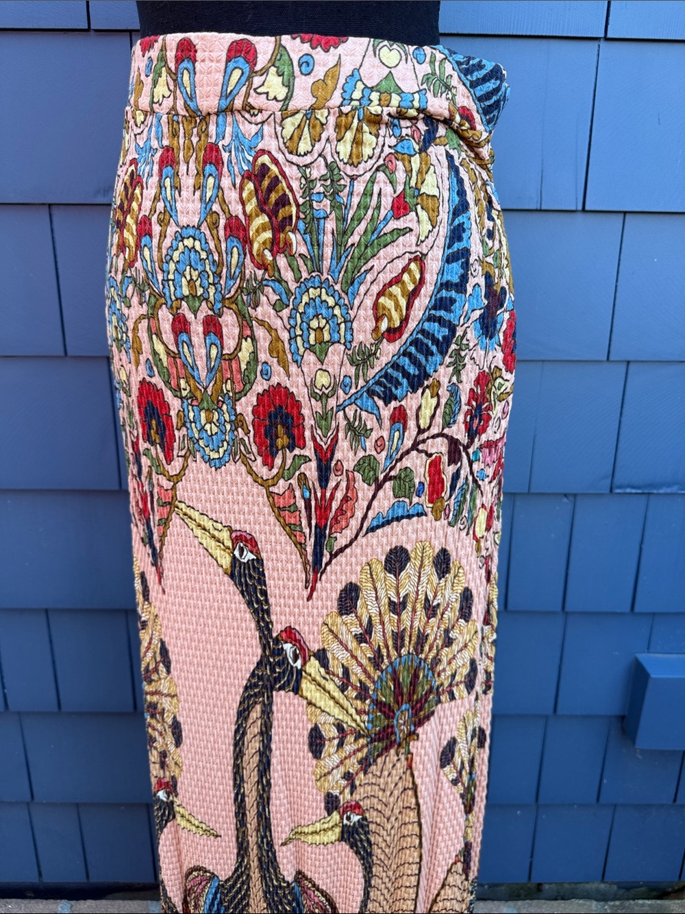FARM Rio Peach Maxi Skirt with Blue, Red and Green Crane Print medium - Picture 2 of 9
